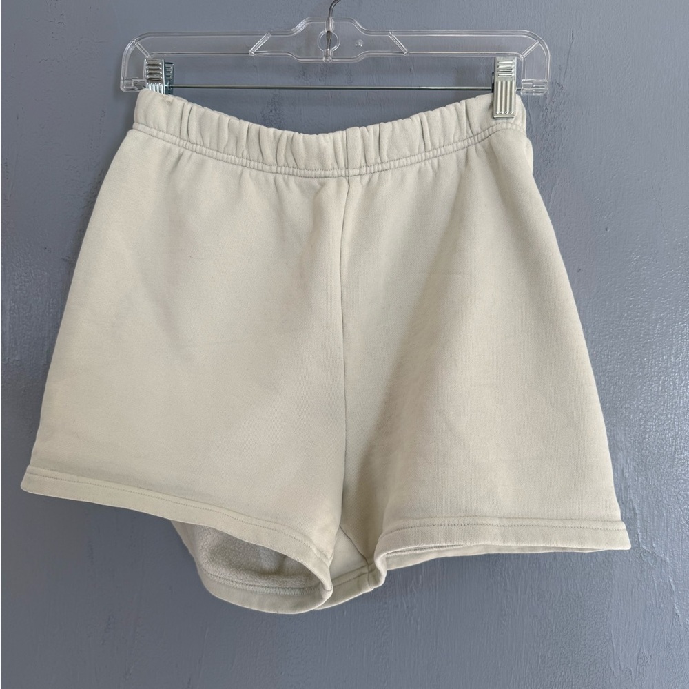 Aritzia TNA Sweatfleece Cozy Fleece Perfect Fit Shorts